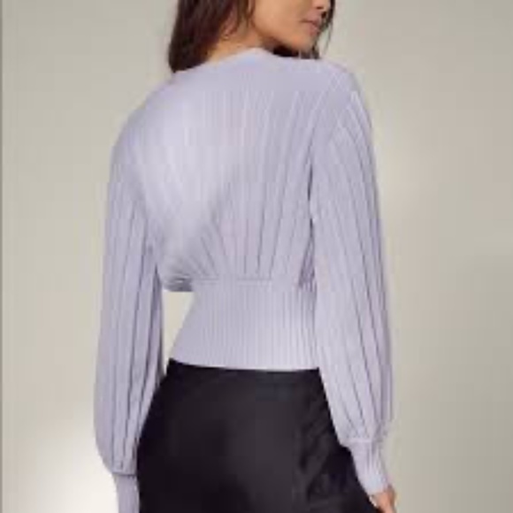 Aritzia Wilfred Plunge Cardigan in PALE VIOLET - Picture 2 of 9